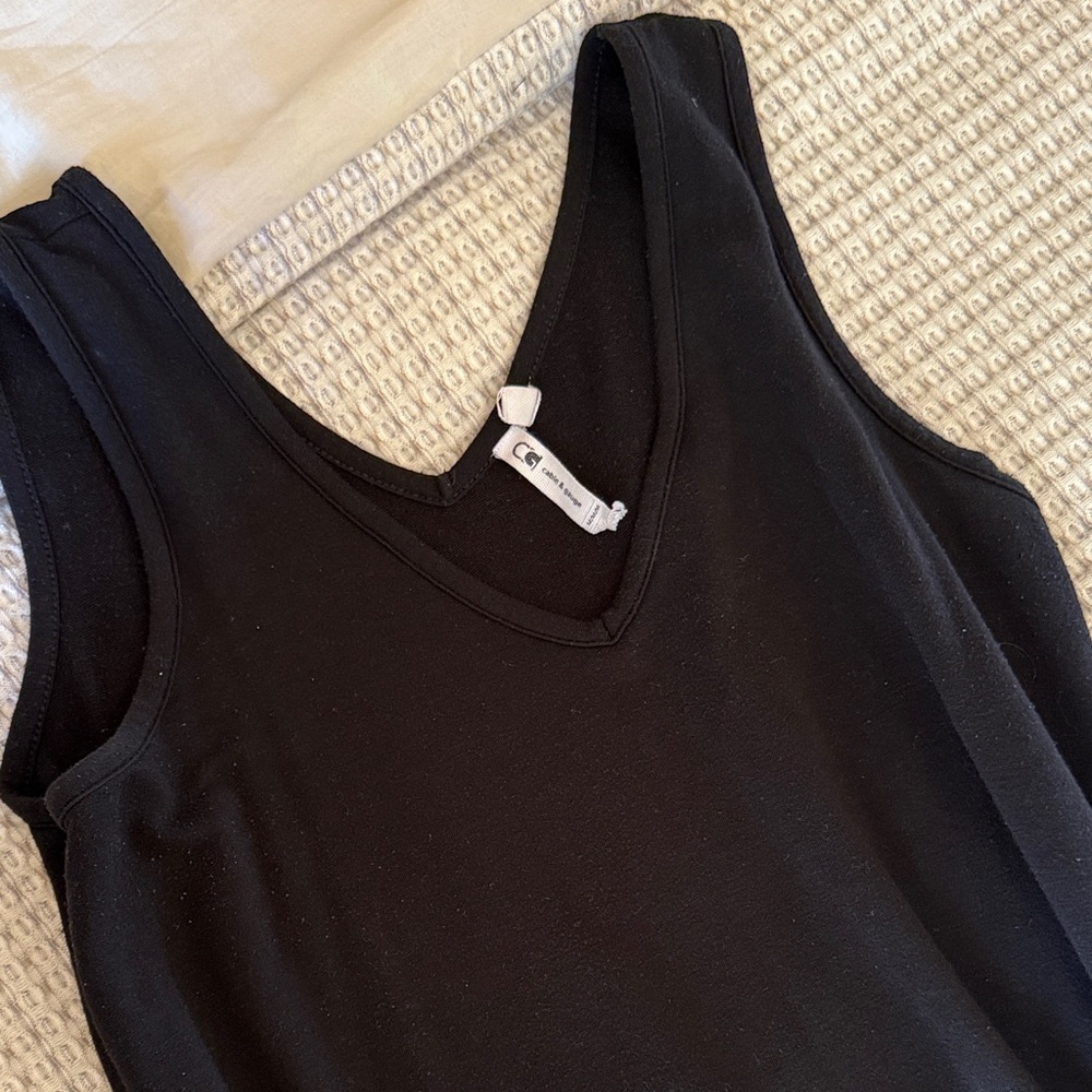 Cable & Gauge Black V-Neck Midi Dress